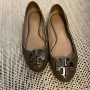 Tory Burch flats 9.5 gray
